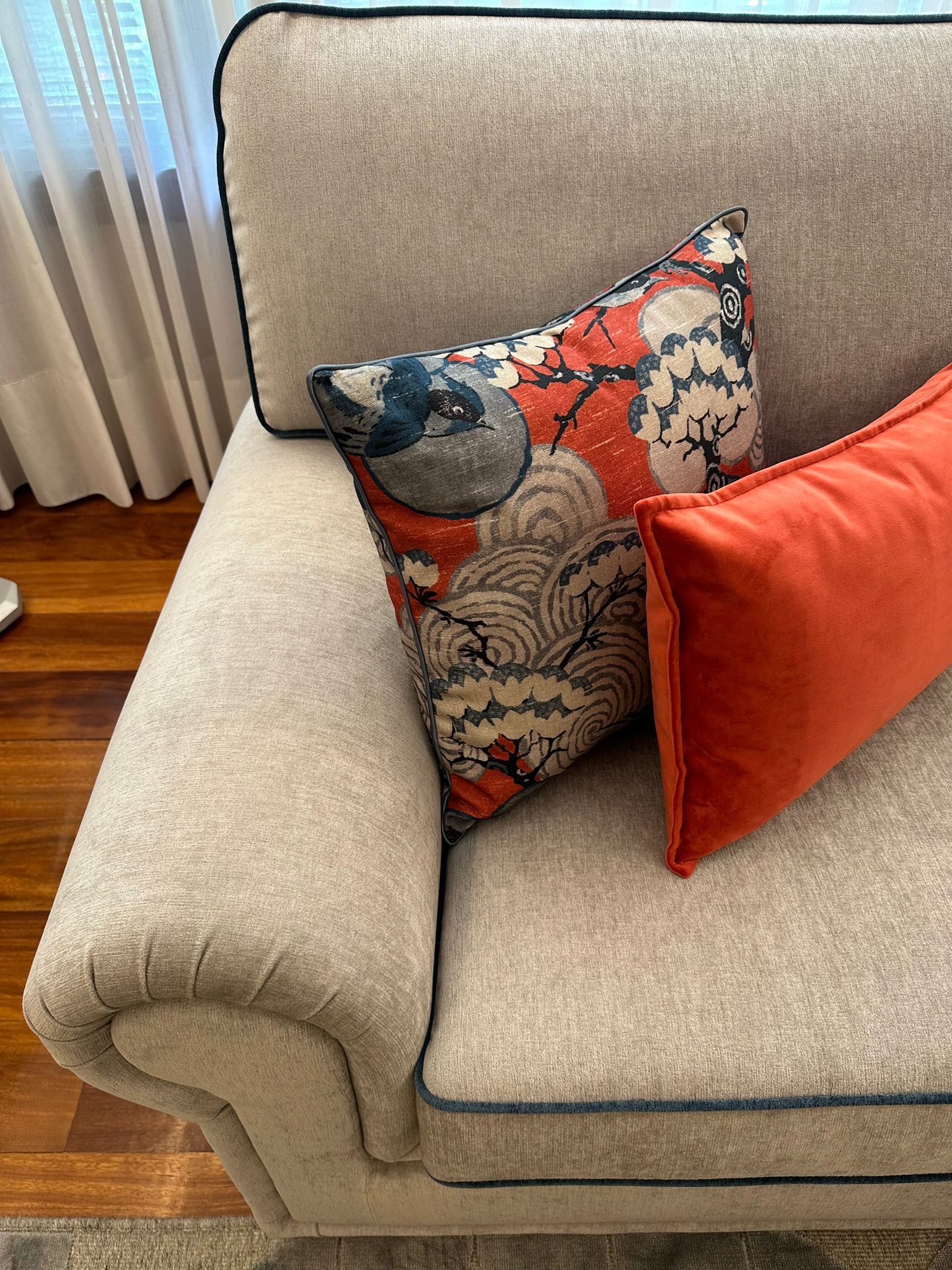 Tapizados de butacas con tejidos antimanchas en Sarriko 7