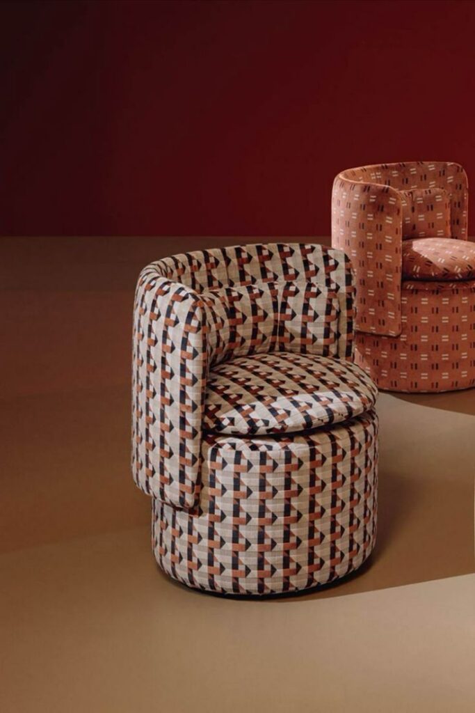 Tapizado y fabricación de pufs 8